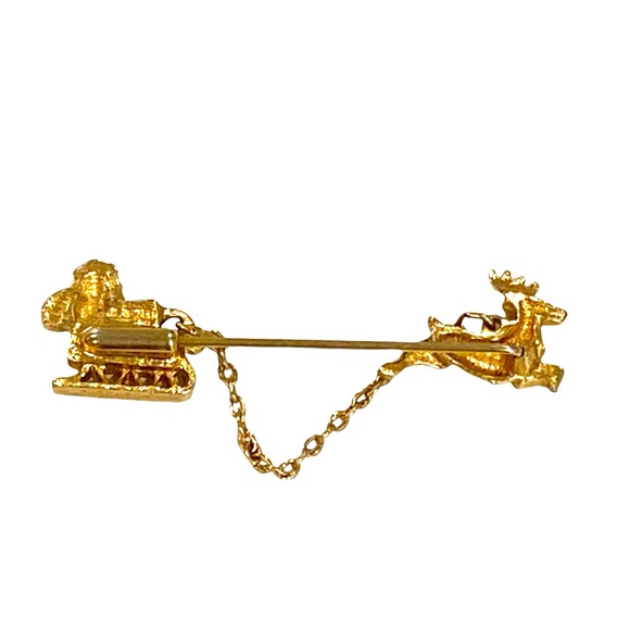1980’s AVON Santa Sleigh and Reindeer Shaped Gold Tone Pin Scarf Pin Tie Tack - Picture 3 of 6